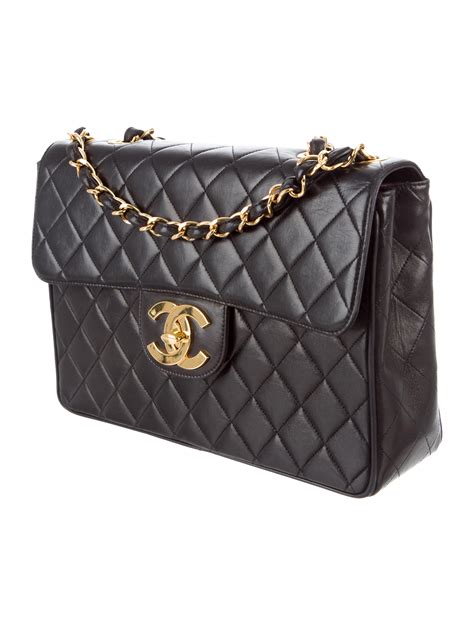 jumbo chanel bag